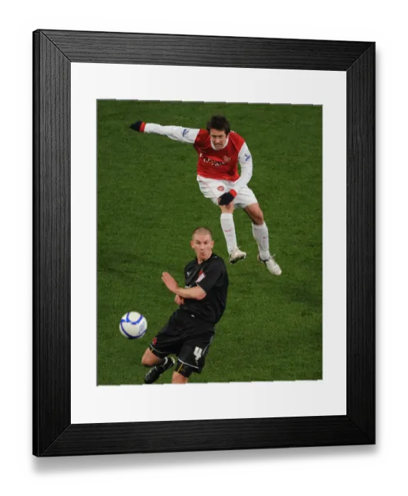 Framed Print : Tomas Rosicky (Arsenal) Ben Chorley (Orient). Arsenal 5: 0 Leyton Orient