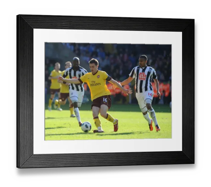 Framed Print : Ramsey vs. Thomas: Dramatic Draw at The Hawthorns - Arsenal vs. West Bromwich Albion, Premier League, 2011