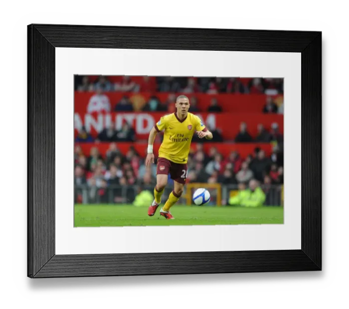 Framed Print : Kieran Gibbs (Arsenal). Manchester United 2: 0 Arsenal, FA Cup Sixth Round