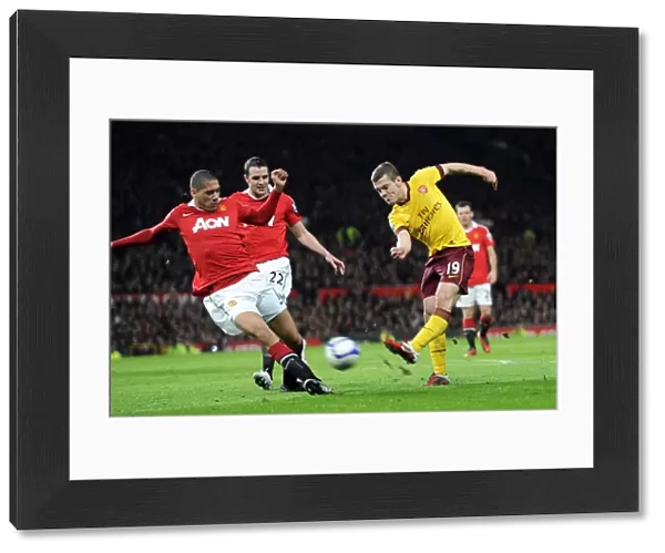 Jack Wilshere (Arsenal) Chris Smalling (Man Utd). Manchester United 2: 0 Arsenal