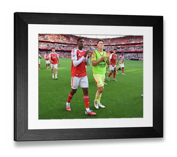 Framed Print : Arsenal v Athletic Club: Emirates Cup