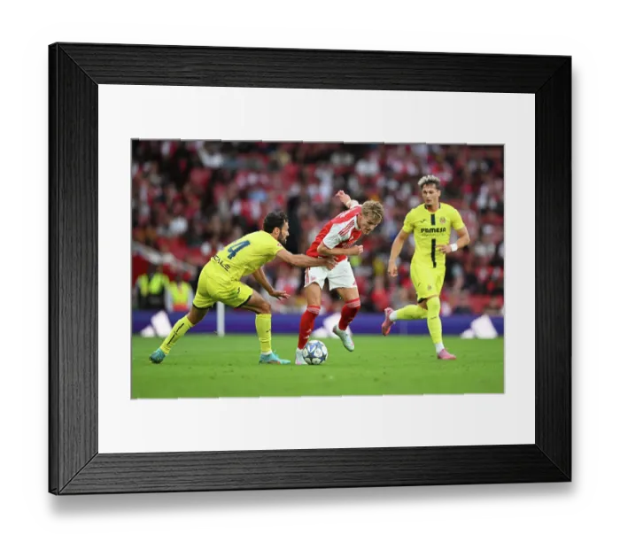 Framed Print : Arsenal v Villarreal - Pre-Season Friendly Framed Print : Arsenal v Villarreal - Pre-Season Friendly