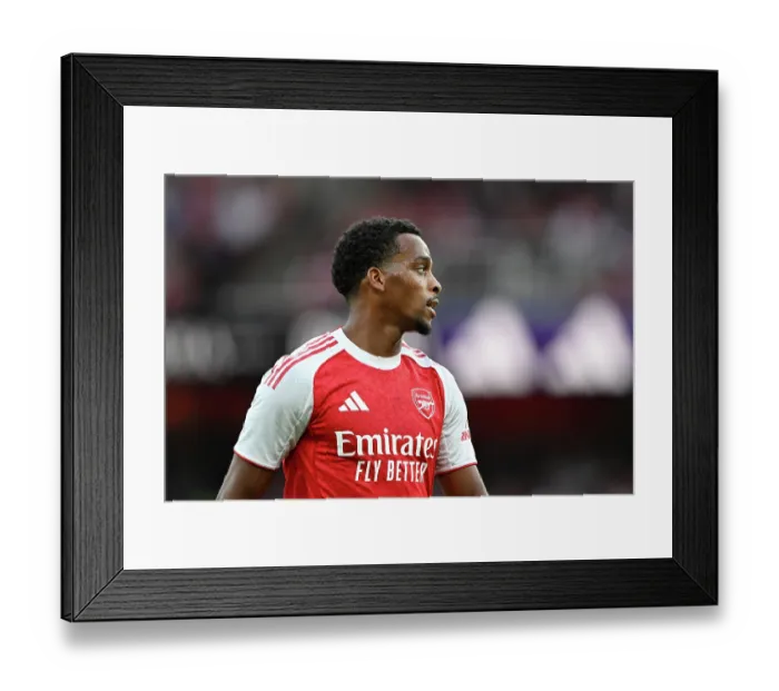Framed Print : Arsenal v Villarreal - Pre-Season Friendly Framed Print : Arsenal v Villarreal - Pre-Season Friendly