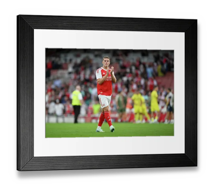 Framed Print : Arsenal v Villarreal - Pre-Season Friendly Framed Print : Arsenal v Villarreal - Pre-Season Friendly