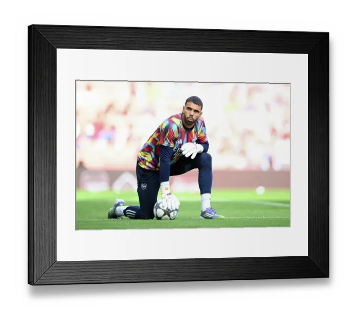 Framed Print : Arsenal v Villarreal - Pre-Season Friendly Framed Print : Arsenal v Villarreal - Pre-Season Friendly