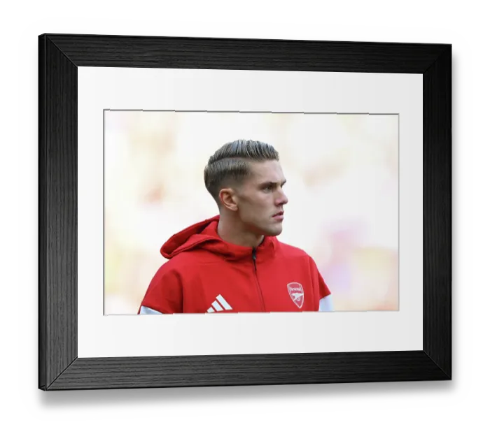 Framed Print : Arsenal v Villarreal - Pre-Season Friendly