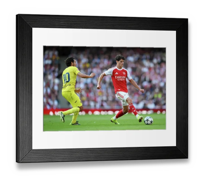 Framed Print : Arsenal v Villarreal - Pre-Season Friendly Framed Print : Arsenal v Villarreal - Pre-Season Friendly