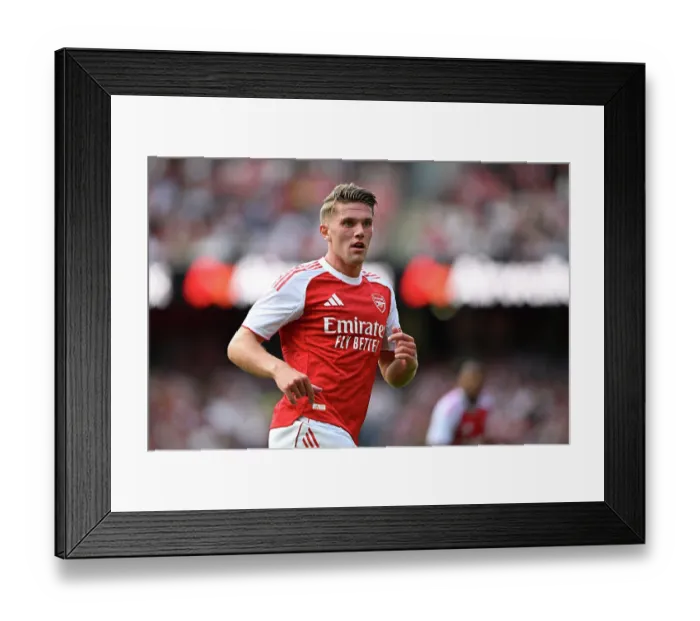 Framed Print : Arsenal v Villarreal - Pre-Season Friendly Framed Print : Arsenal v Villarreal - Pre-Season Friendly