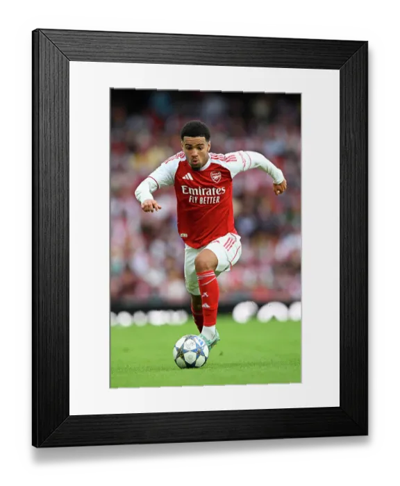 Framed Print : Arsenal v Villarreal - Pre-Season Friendly Framed Print : Arsenal v Villarreal - Pre-Season Friendly