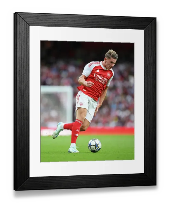 Framed Print : Arsenal v Villarreal - Pre-Season Friendly Framed Print : Arsenal v Villarreal - Pre-Season Friendly