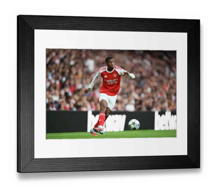 Framed Print : Arsenal v Villarreal - Pre-Season Friendly