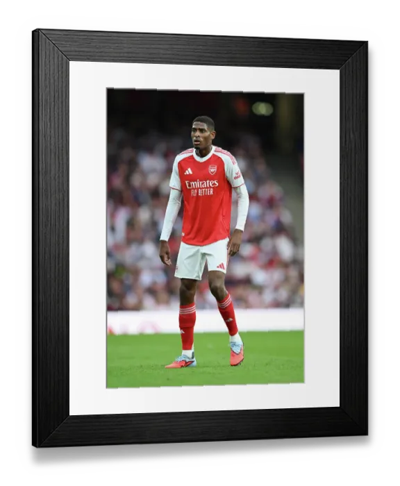 Framed Print : Arsenal v Villarreal - Pre-Season Friendly