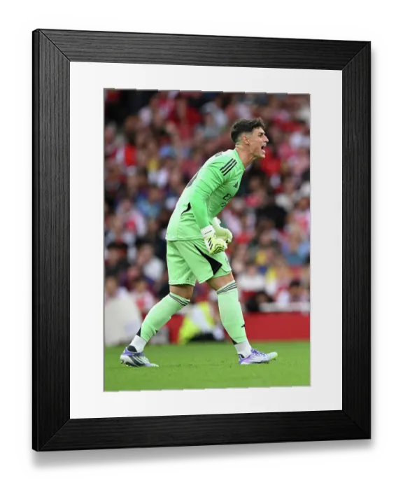 Framed Print : Arsenal v Villarreal - Pre-Season Friendly