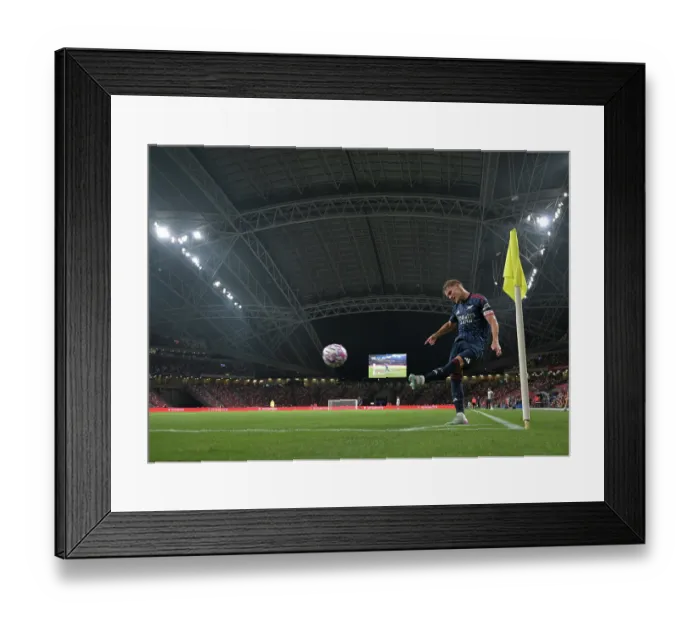 Framed Print : Arsenal FC v AC Milan: Pre-Season Friendly Framed Print : Arsenal FC v AC Milan: Pre-Season Friendly
