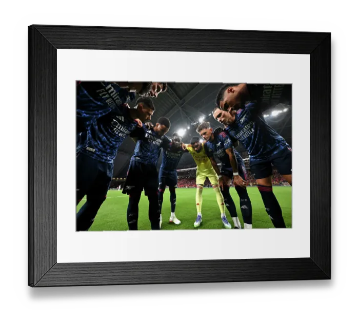 Framed Print : Arsenal FC v AC Milan: Pre-Season Friendly Framed Print : Arsenal FC v AC Milan: Pre-Season Friendly