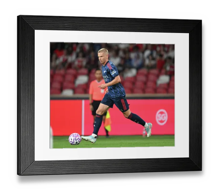 Framed Print : Arsenal FC v AC Milan: Pre-Season Friendly Framed Print : Arsenal FC v AC Milan: Pre-Season Friendly