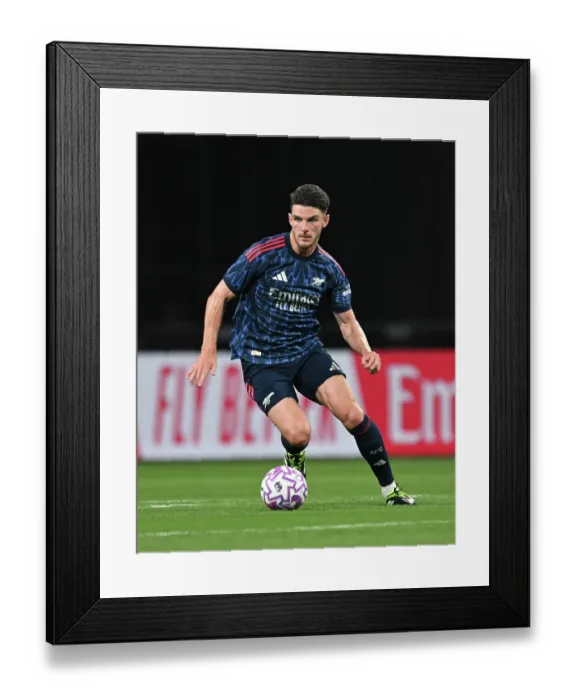 Framed Print : Arsenal FC v AC Milan: Pre-Season Friendly
