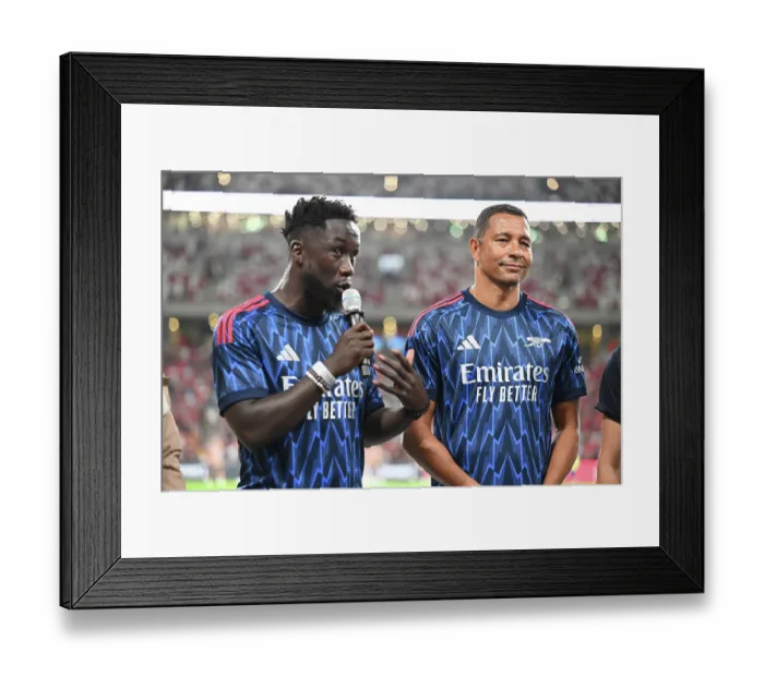 Framed Print : Arsenal FC v AC Milan: Pre-Season Friendly