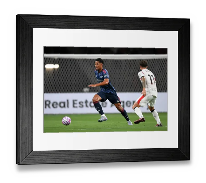 Framed Print : Arsenal FC v AC Milan: Pre-Season Friendly