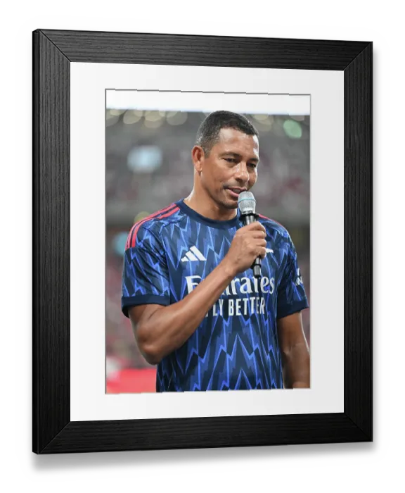 Framed Print : Arsenal FC v AC Milan: Pre-Season Friendly