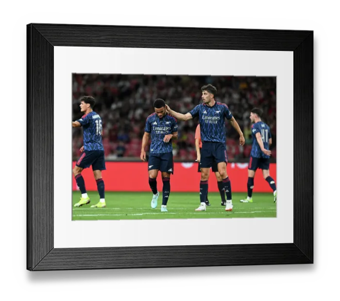 Framed Print : Arsenal FC v AC Milan: Pre-Season Friendly