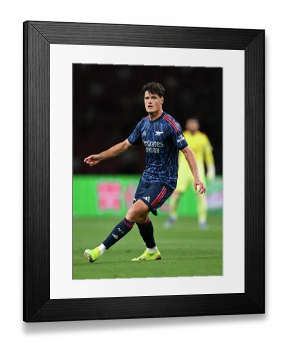 Framed Print : Arsenal FC v AC Milan: Pre-Season Friendly