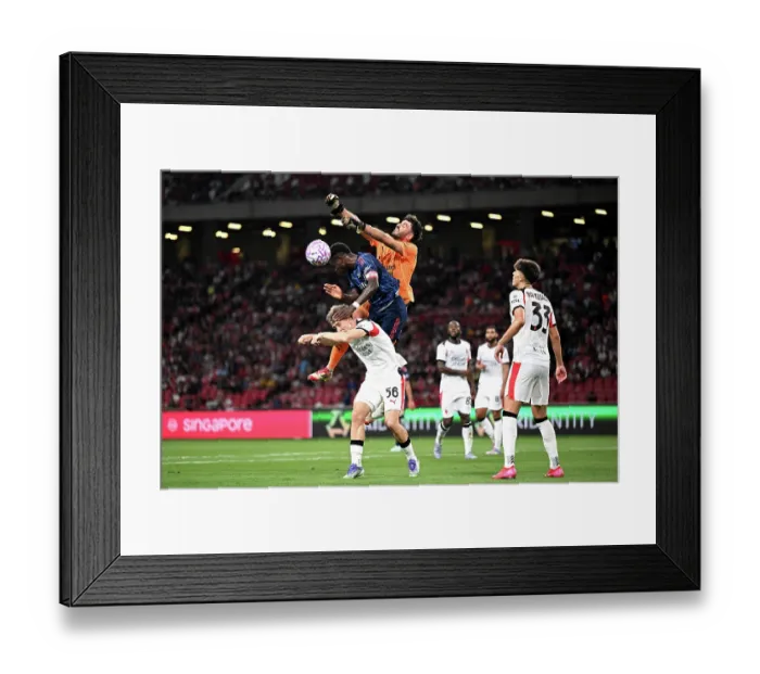 Framed Print : Arsenal FC v AC Milan: Pre-Season Friendly