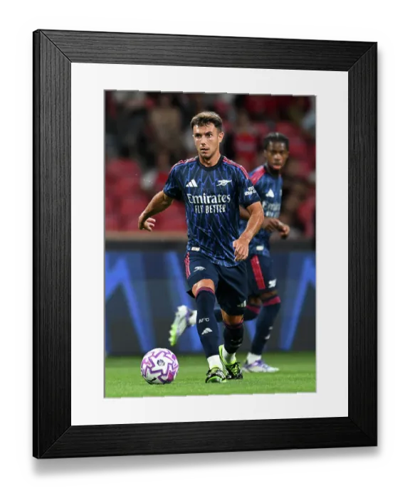 Framed Print : Arsenal FC v AC Milan: Pre-Season Friendly