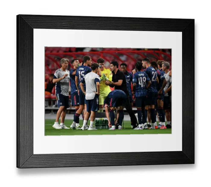 Framed Print : Arsenal FC v AC Milan: Pre-Season Friendly Framed Print : Arsenal FC v AC Milan: Pre-Season Friendly