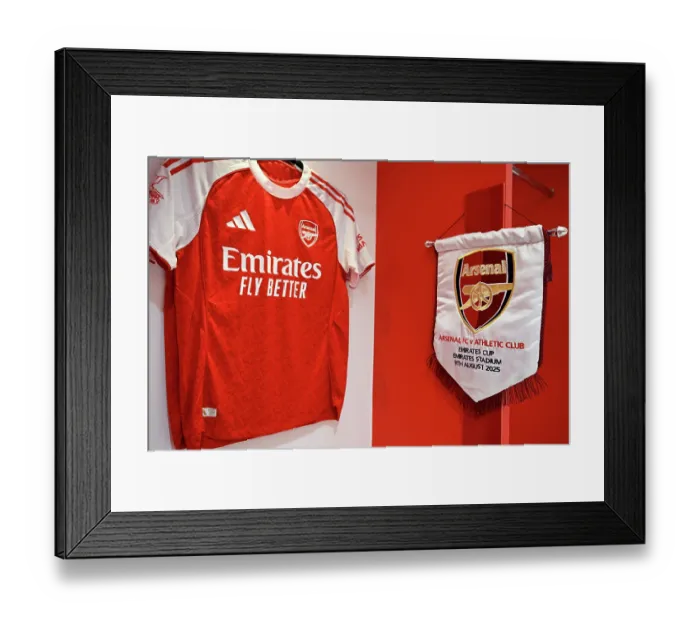 Framed Print : Arsenal v Athletic Club: Emirates Cup