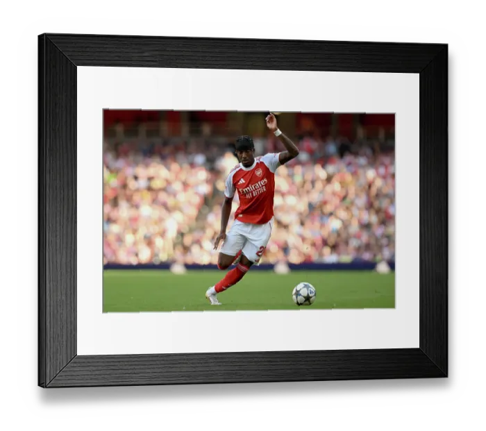 Framed Print : Arsenal v Athletic Club: Emirates Cup