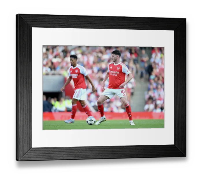 Framed Print : Arsenal v Athletic Club: Emirates Cup