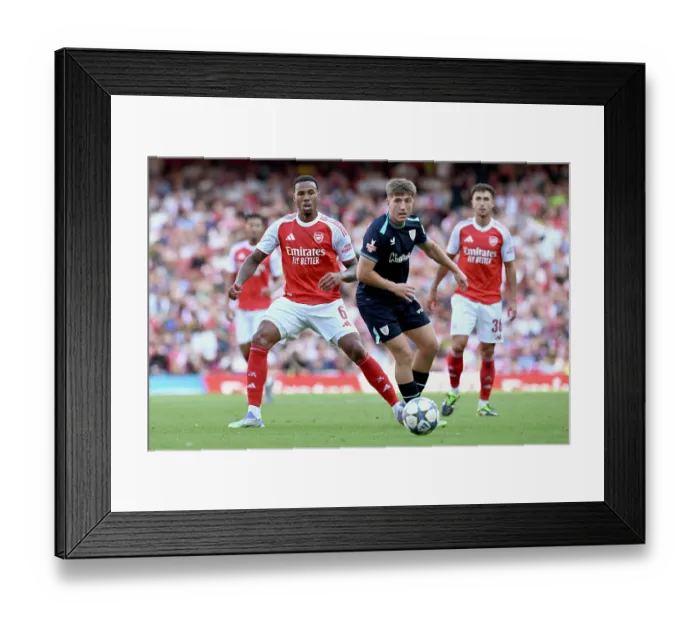 Framed Print : Arsenal v Athletic Club: Emirates Cup