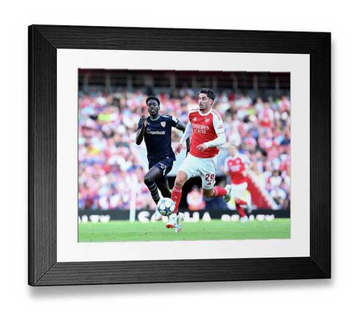 Framed Print : Arsenal v Athletic Club: Emirates Cup