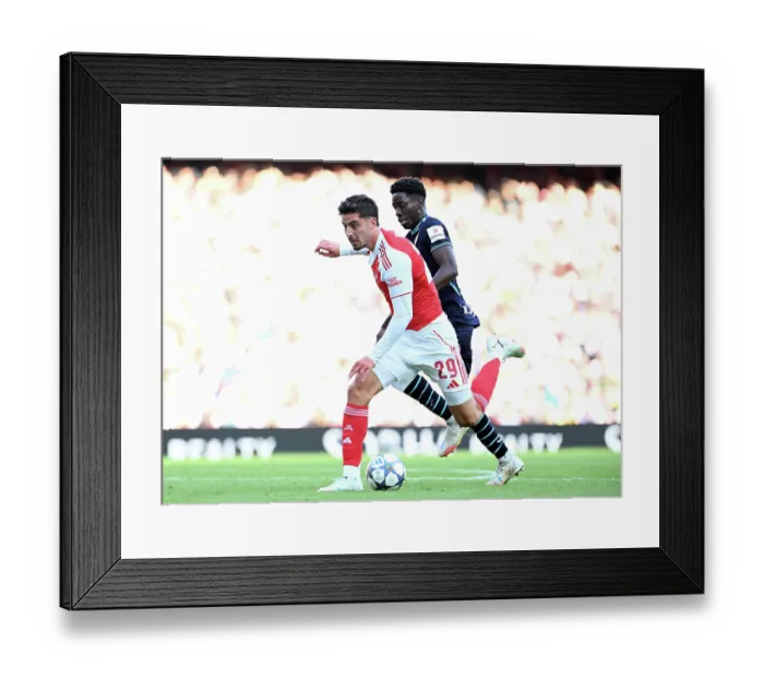 Framed Print : Arsenal v Athletic Club: Emirates Cup
