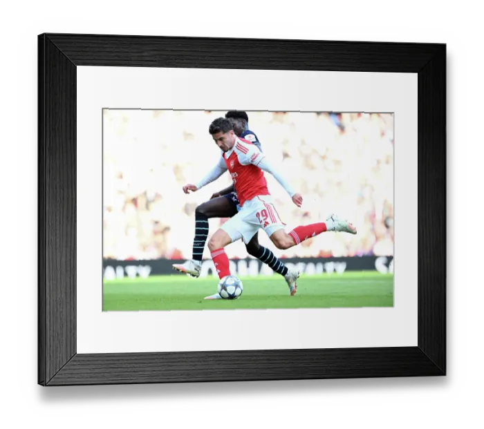 Framed Print : Arsenal v Athletic Club: Emirates Cup