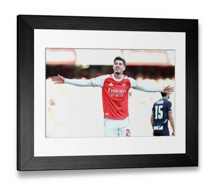 Framed Print : Arsenal v Athletic Club: Emirates Cup