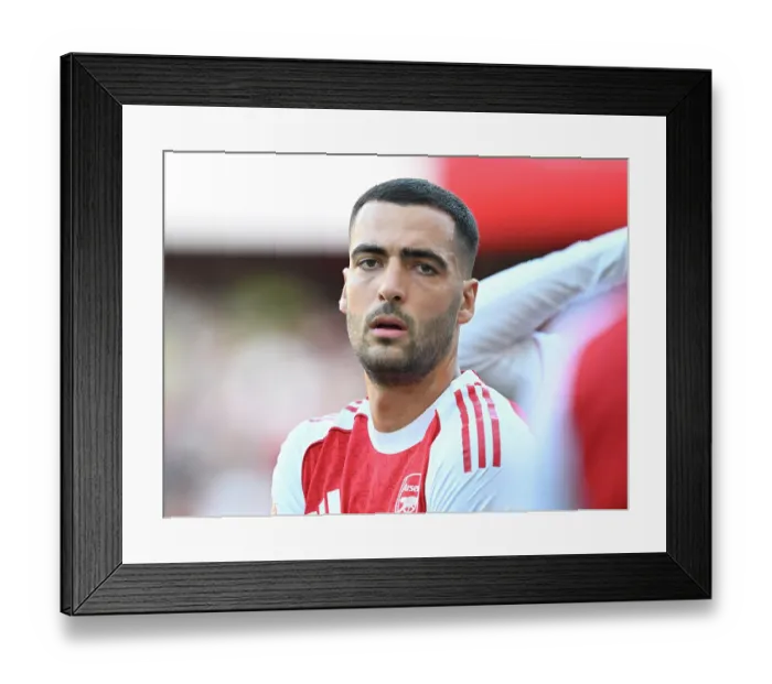 Framed Print : Arsenal v Athletic Club: Emirates Cup