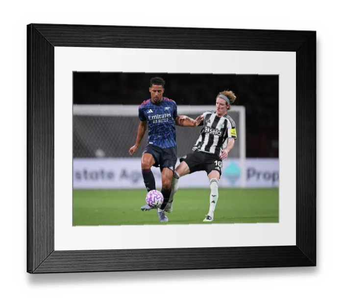 Framed Print : Arsenal v Newcastle: Pre-Season Friendly