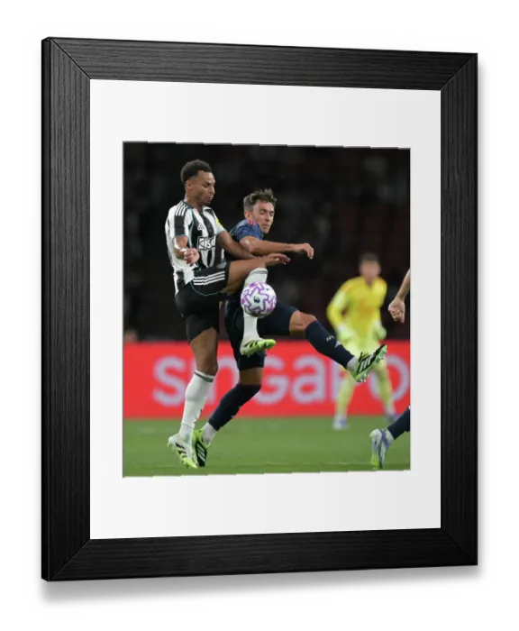 Framed Print : Arsenal v Newcastle: Pre-Season Friendly