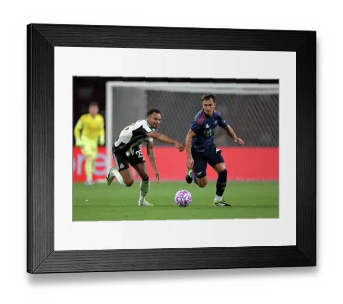 Framed Print : Arsenal v Newcastle: Pre-Season Friendly