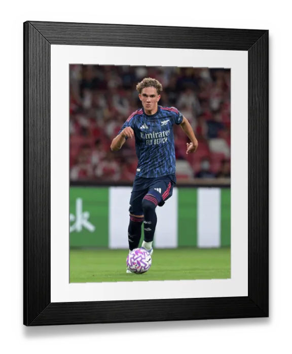 Framed Print : Arsenal v Newcastle: Pre-Season Friendly