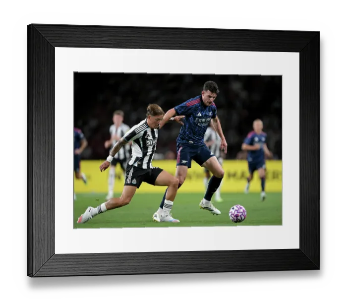 Framed Print : Arsenal v Newcastle: Pre-Season Friendly Framed Print : Arsenal v Newcastle: Pre-Season Friendly