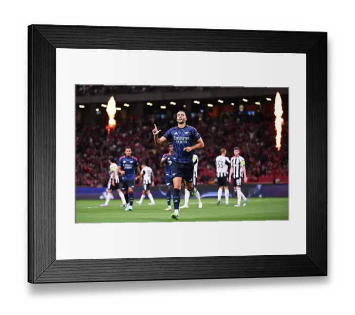 Framed Print : Arsenal v Newcastle: Pre-Season Friendly Framed Print : Arsenal v Newcastle: Pre-Season Friendly