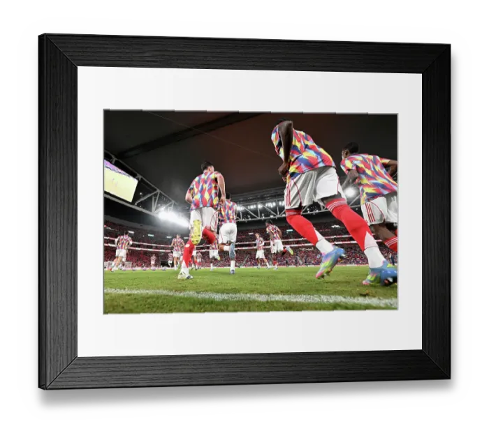 Framed Print : Arsenal v Tottenham Hotspur: Pre-Season Friendly Framed Print : Arsenal v Tottenham Hotspur: Pre-Season Friendly