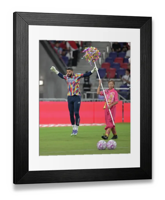 Framed Print : Arsenal v Tottenham Hotspur: Pre-Season Friendly