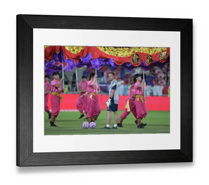 Framed Print : Arsenal v Tottenham Hotspur: Pre-Season Friendly