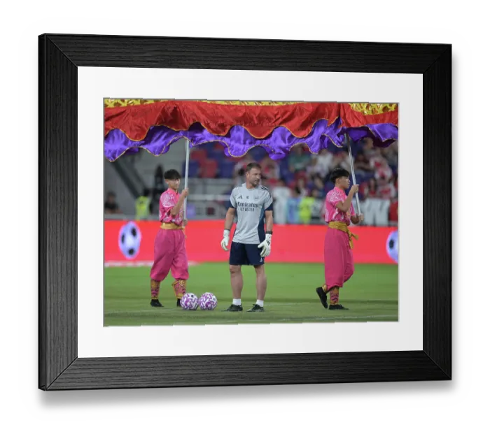 Framed Print : Arsenal v Tottenham Hotspur: Pre-Season Friendly