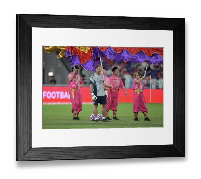 Framed Print : Arsenal v Tottenham Hotspur: Pre-Season Friendly