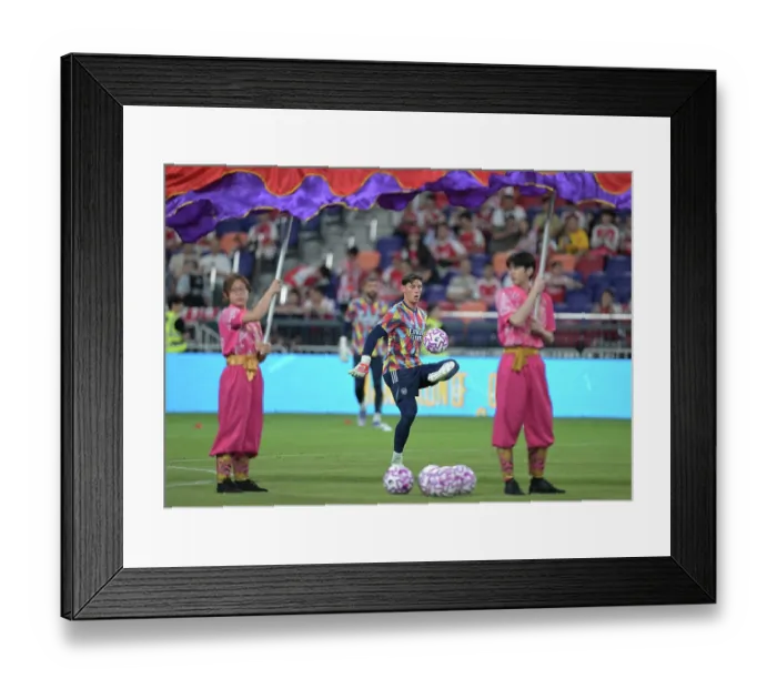 Framed Print : Arsenal v Tottenham Hotspur: Pre-Season Friendly Framed Print : Arsenal v Tottenham Hotspur: Pre-Season Friendly